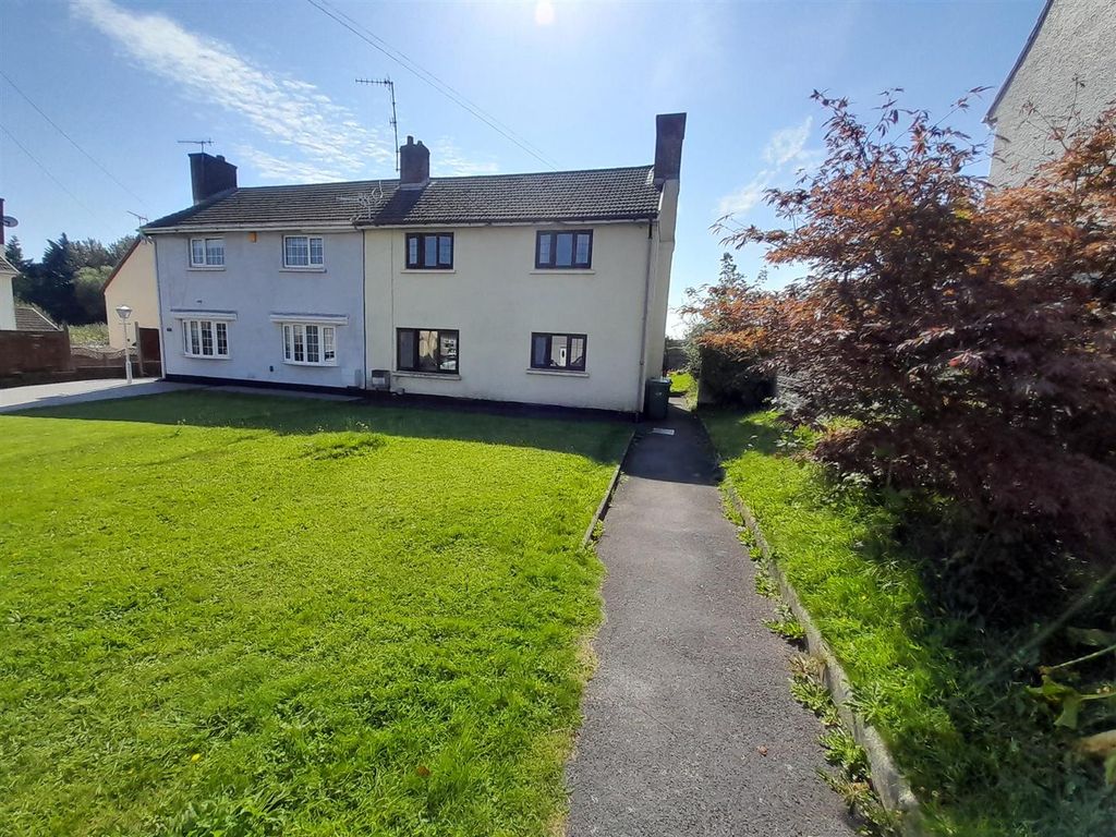 3 bed semidetached house for sale in Havard Road, Llanelli SA14, £
