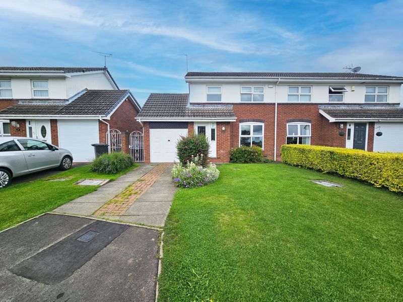 3 bed semidetached house for sale in North Grange, Ponteland