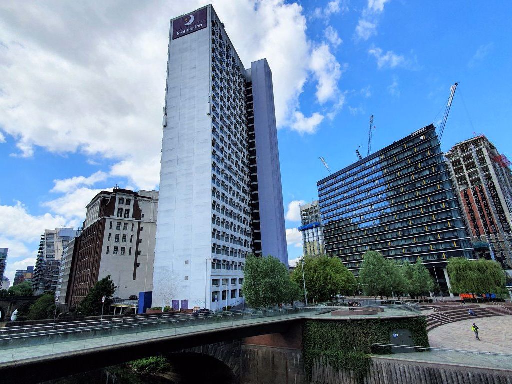 2 bed flat to rent in City Heights, Victoria Bridge St M3 Zoopla