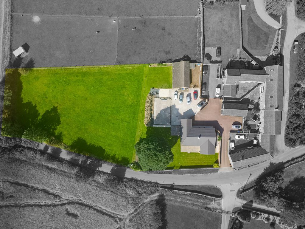 3 bed property for sale in Middle Farm, Edderthorpe Lane, Barnsley