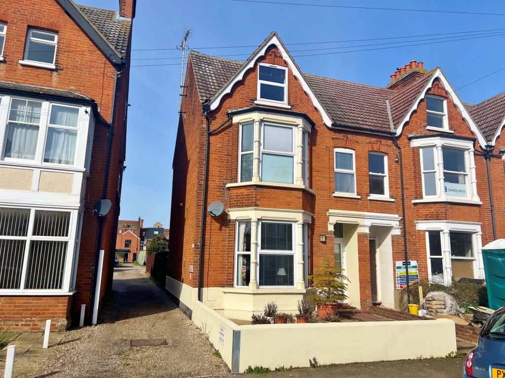 5 bed end terrace house for sale in Ranelagh Road, Felixstowe IP11 Zoopla