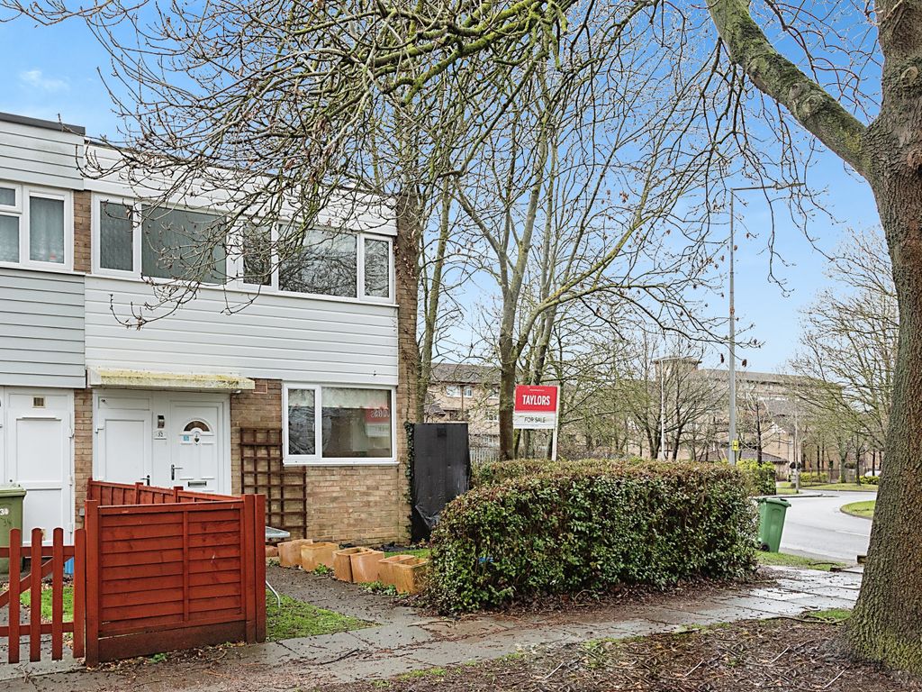 3 bed end terrace house for sale in Windermere Drive, Bletchley, Milton