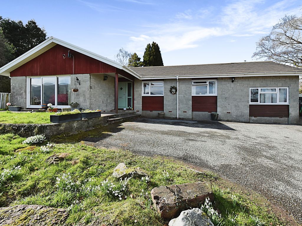 4 bed detached bungalow for sale in Libanus, Brecon LD3 Zoopla