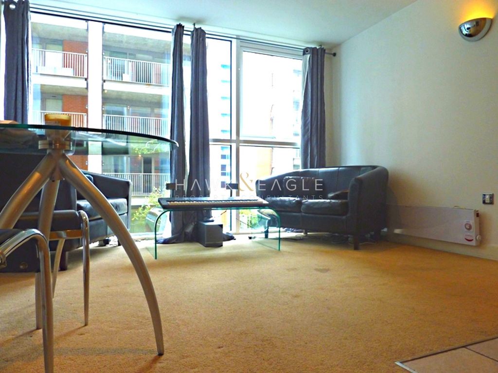 1 bed flat to rent in Western Gateway, London, Greater London. E16, £