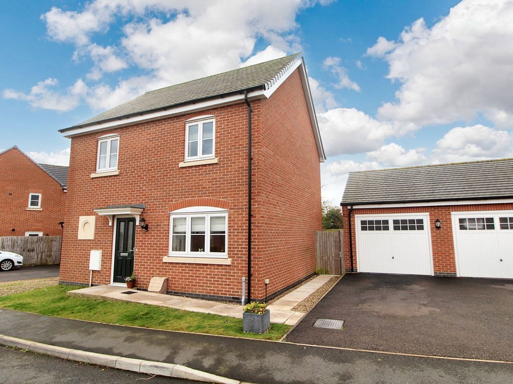 3 bed detached house for sale in Vernon Way, Stoney Stanton, Leicester