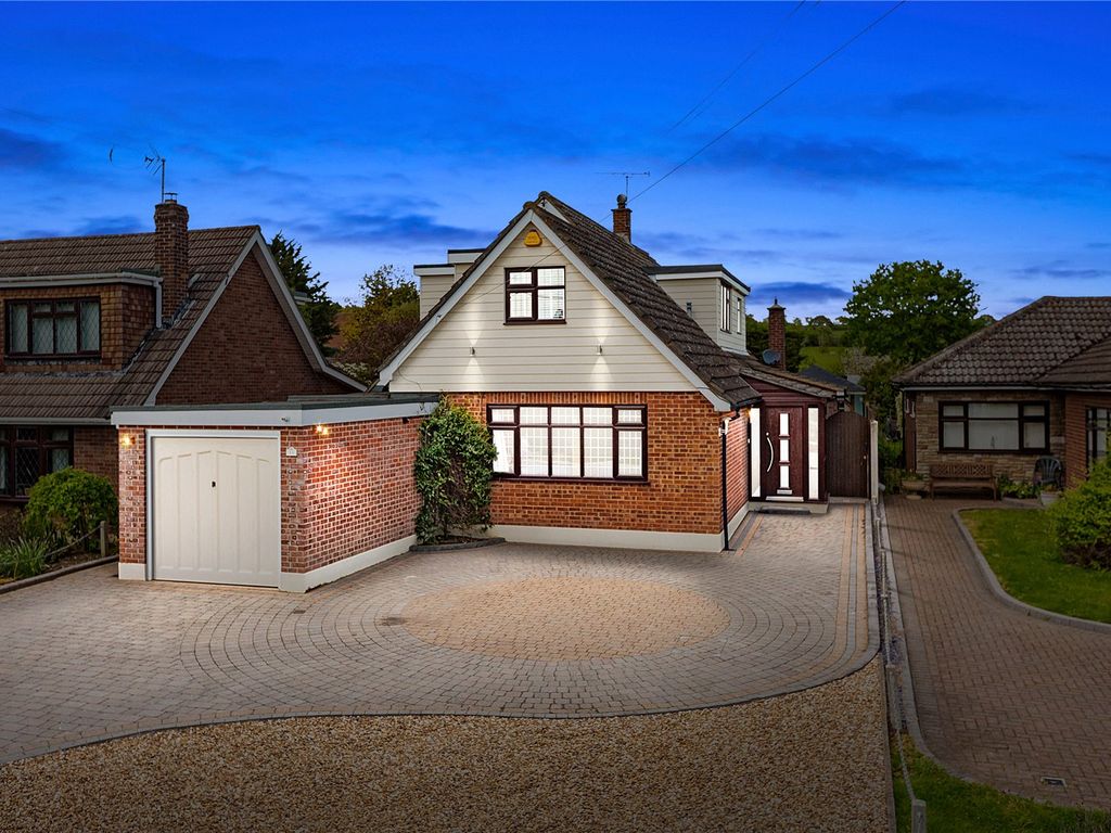 4 bed detached house for sale in East Hanningfield Road, Rettendon Common, Chelmsford, Essex CM3