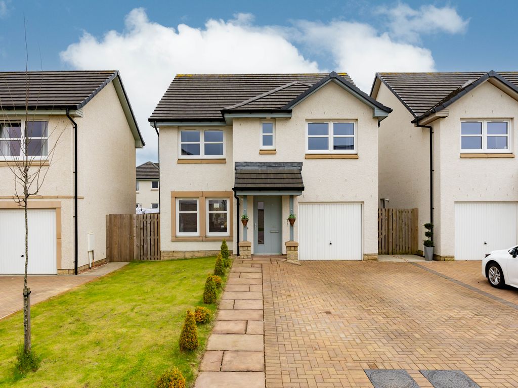 4 bed villa for sale in 55 James Young Avenue, Livingston EH54, £