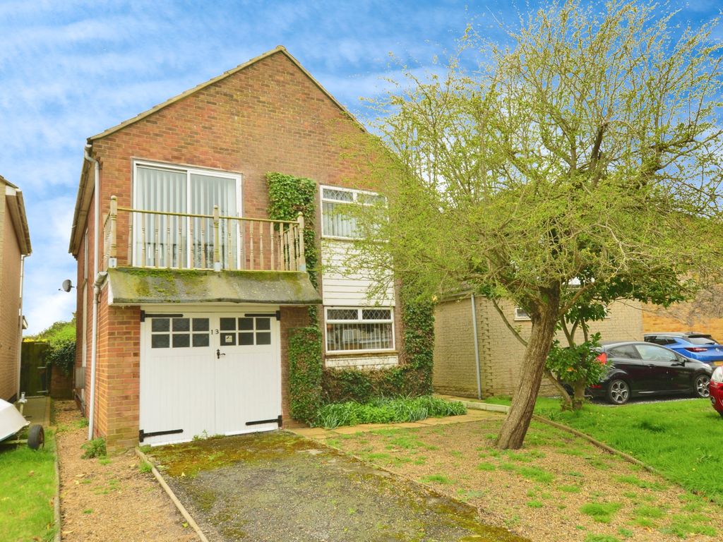 4 bed detached house for sale in Victoria Road West, New Romney, Kent