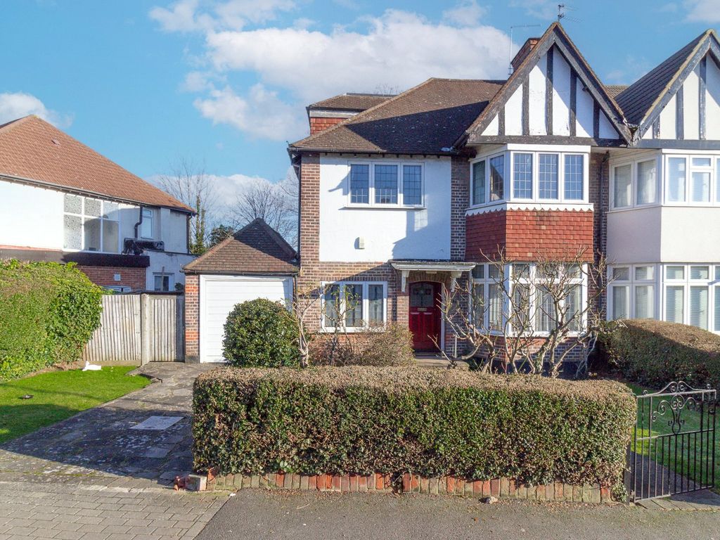 4 bed semidetached house for sale in The Drive, Edgware HA8, £975,000 Zoopla
