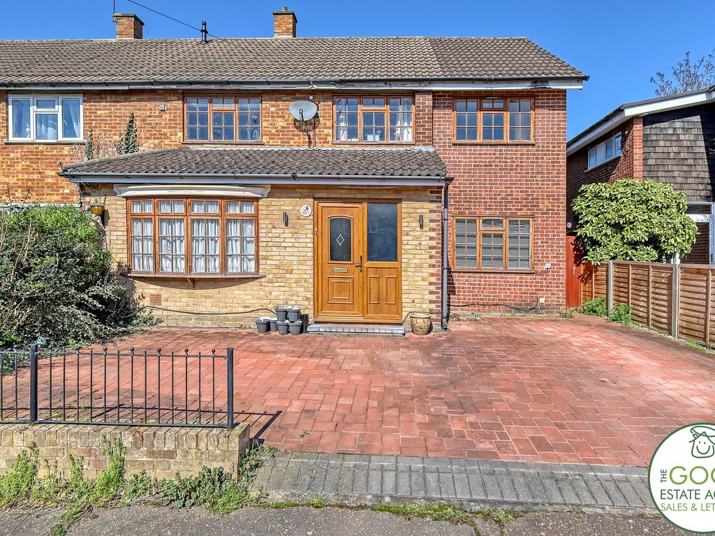 5 bed semidetached house for sale in The Croft, Loughton IG10, £