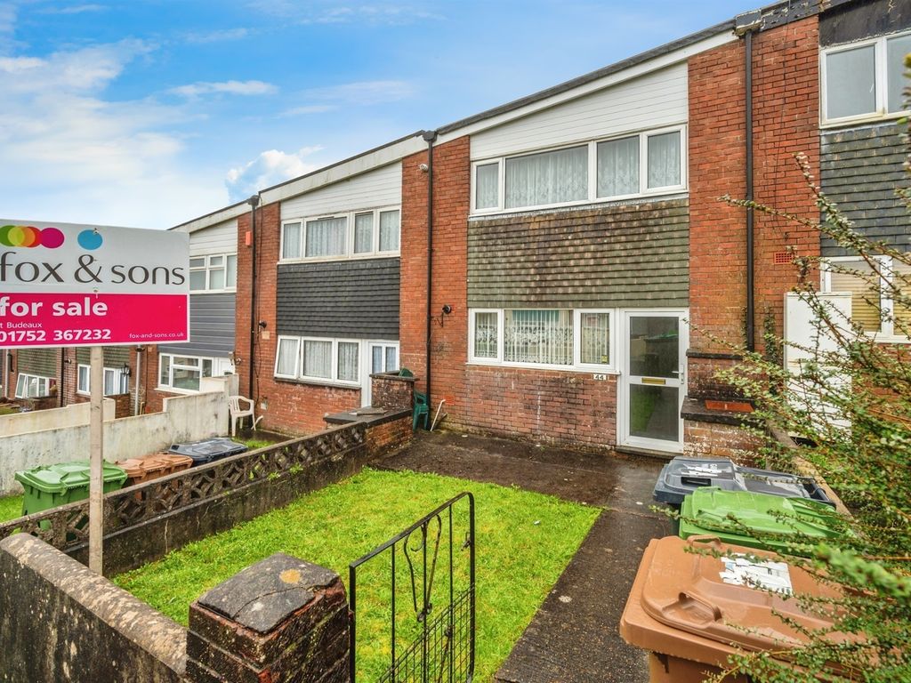 3 bed terraced house for sale in Pentland Close, Plymouth PL6, £140,000