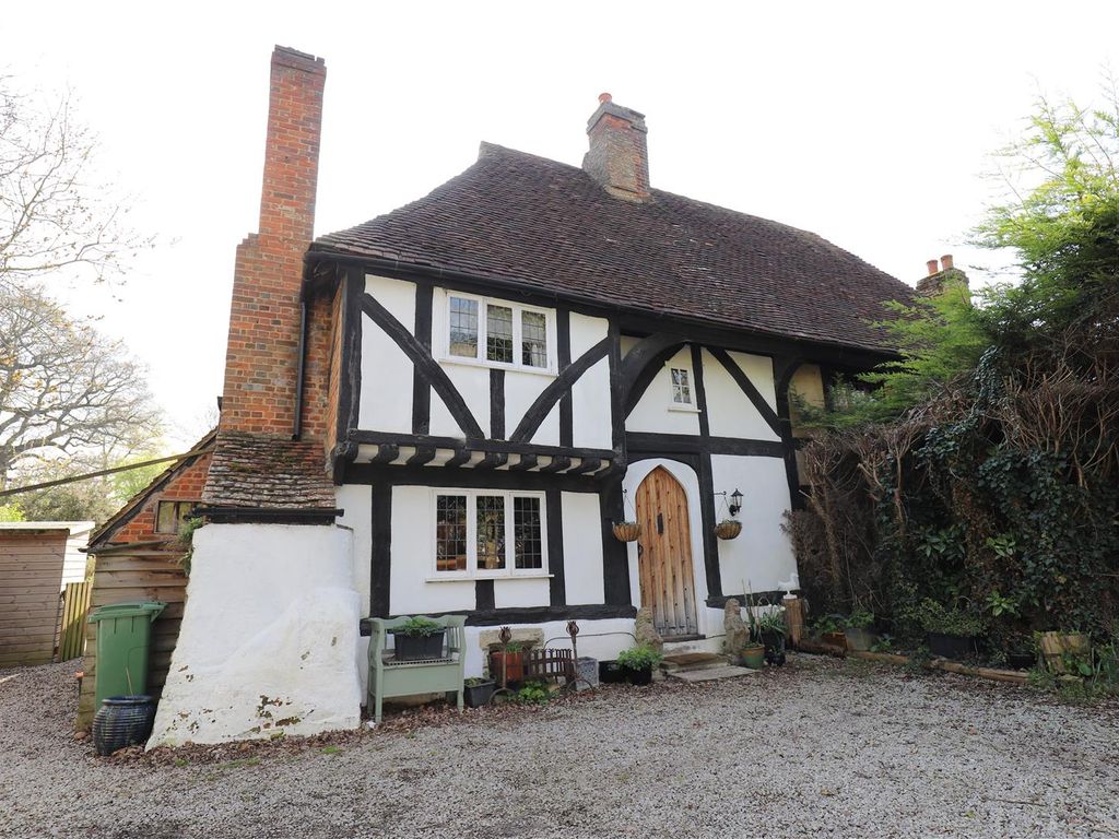 3 bed semidetached house for sale in Old School Lane, Maidstone ME15