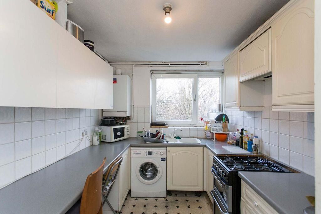 5 bed shared to rent in Twyford Street, Caithness House