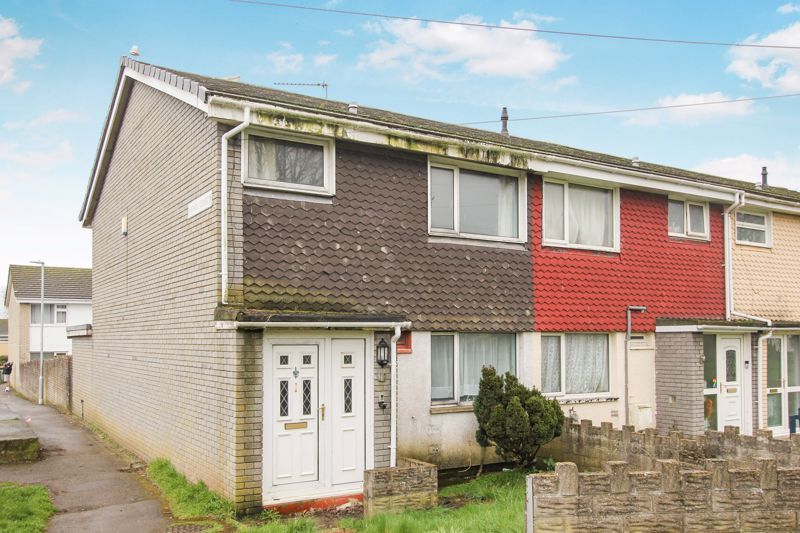 3 bed semidetached house for sale in Nicholl Court, Boverton, Llantwit