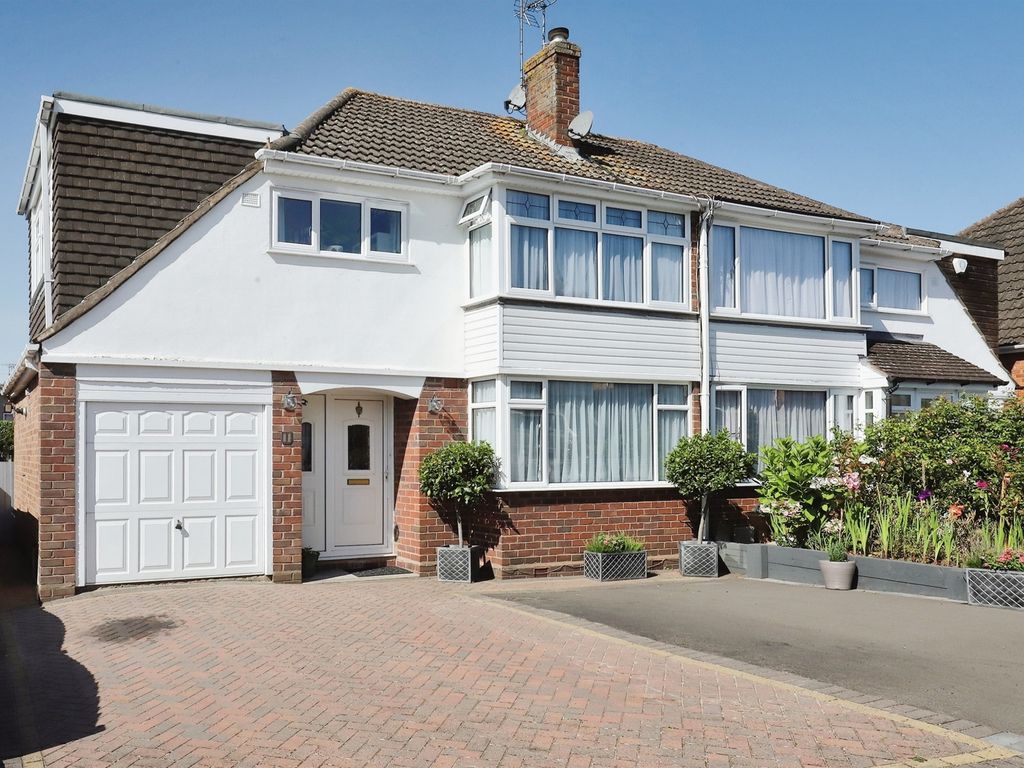 3 bed semidetached house for sale in Loweswater Road, StourportOn