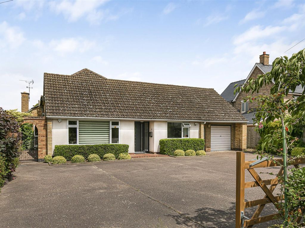 4 bed detached house for sale in Mildenhall Road, Fordham, Ely CB7, £