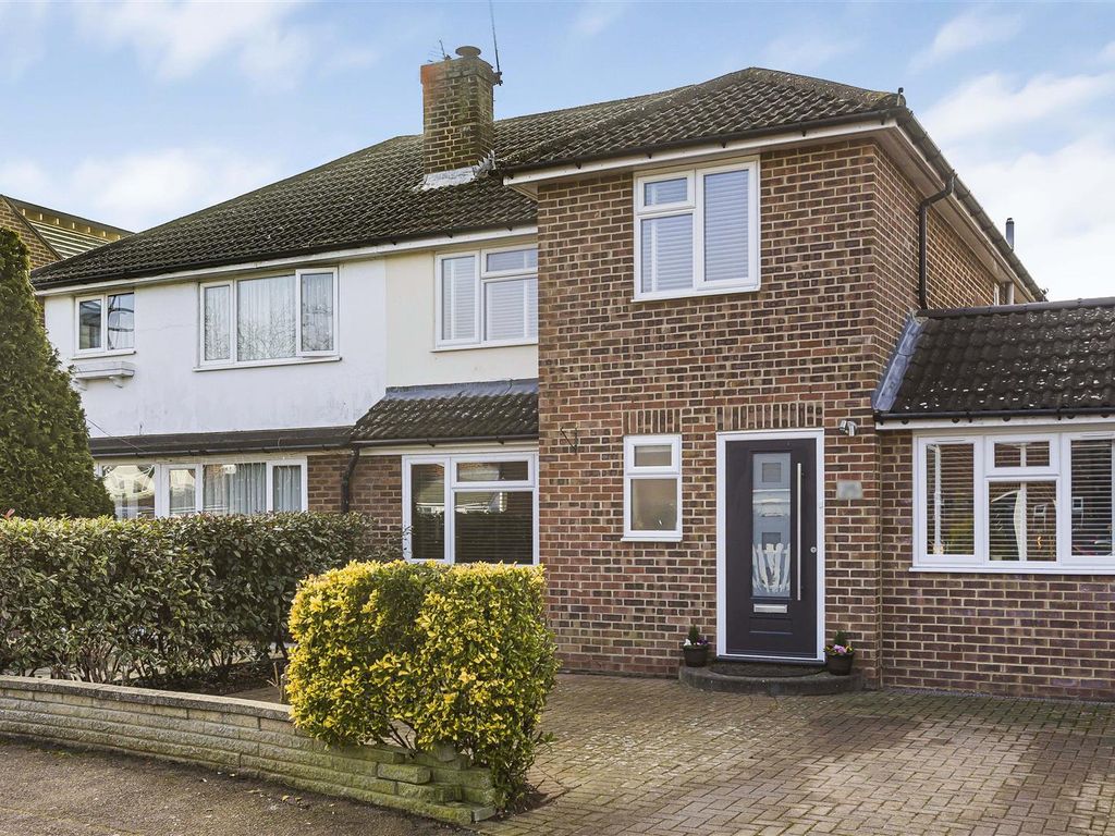 3 bed semidetached house for sale in Cowper Crescent, Hertford SG14