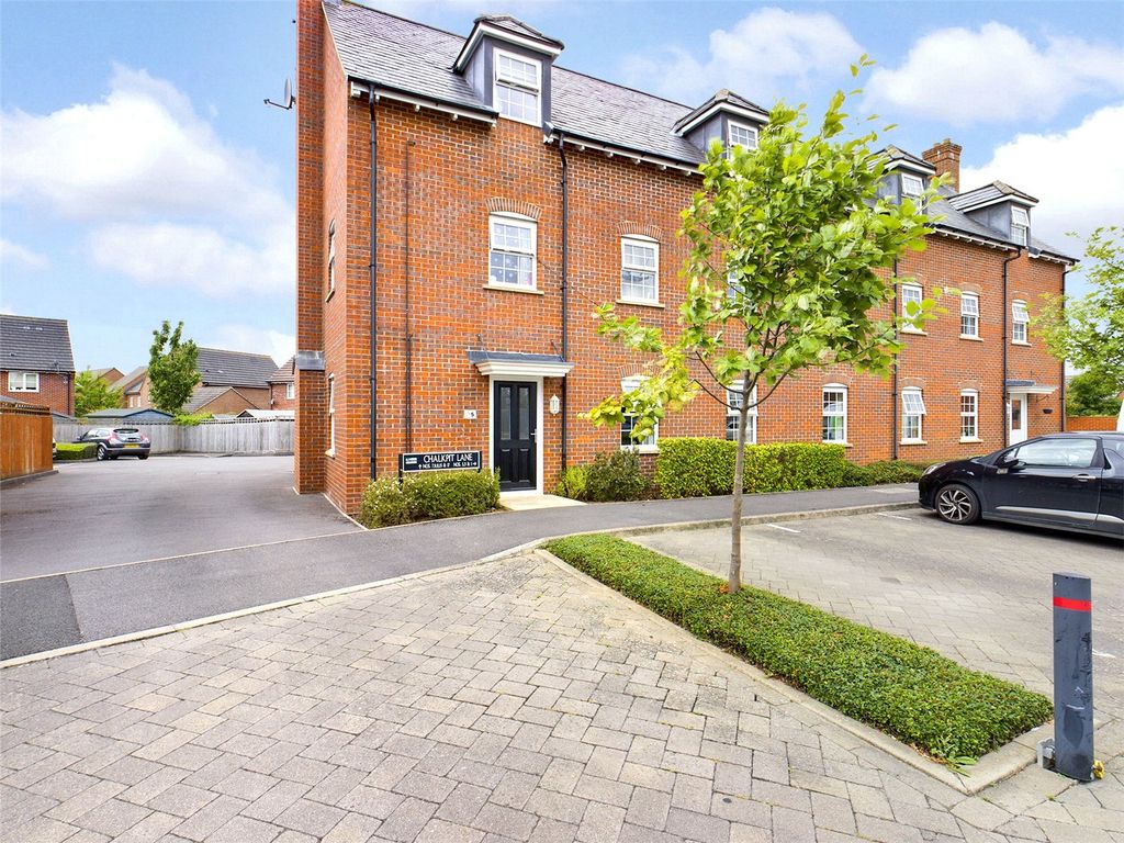 2 bed flat for sale in Chalkpit Lane, Chinnor OX39 Zoopla