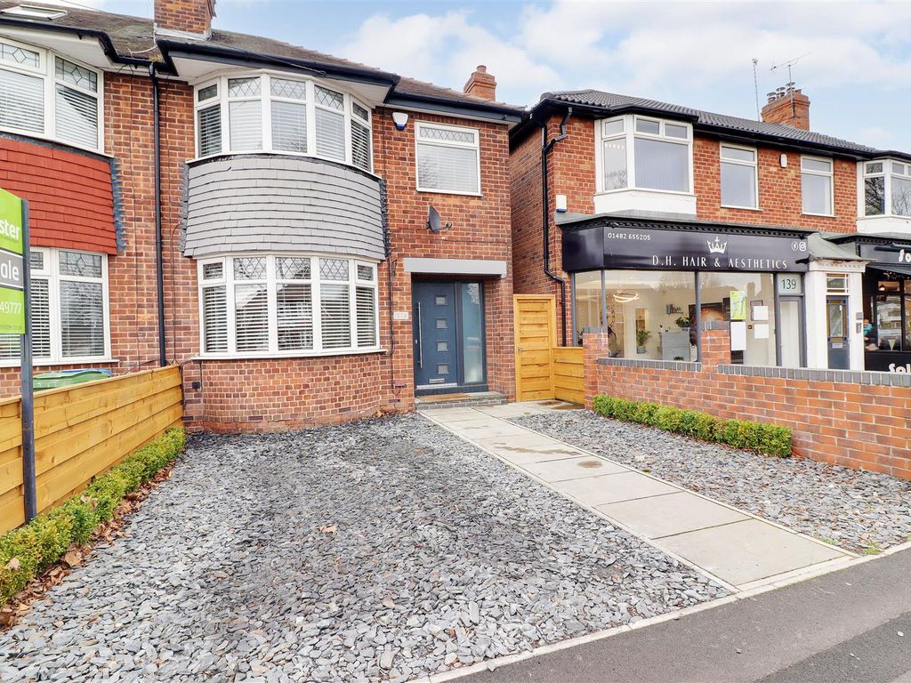 3 bed end terrace house for sale in Kingston Road, Willerby, Hull HU10