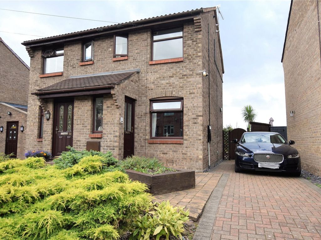 1 bed semidetached house for sale in Abbeydale Garth, Kirkstall, Leeds