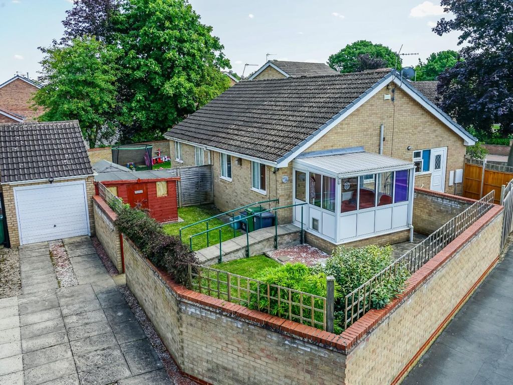 2 bed semidetached bungalow for sale in Bellhouse Way, York YO24 Zoopla