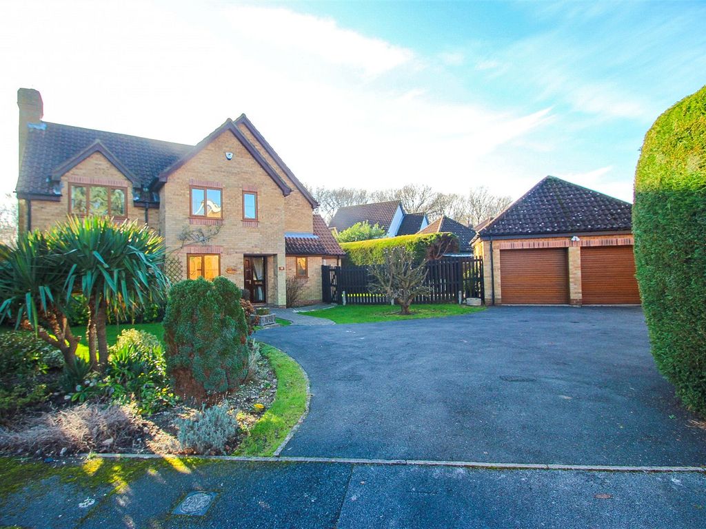 4 bed detached house for sale in Sylvan Lane, Southampton, Hampshire