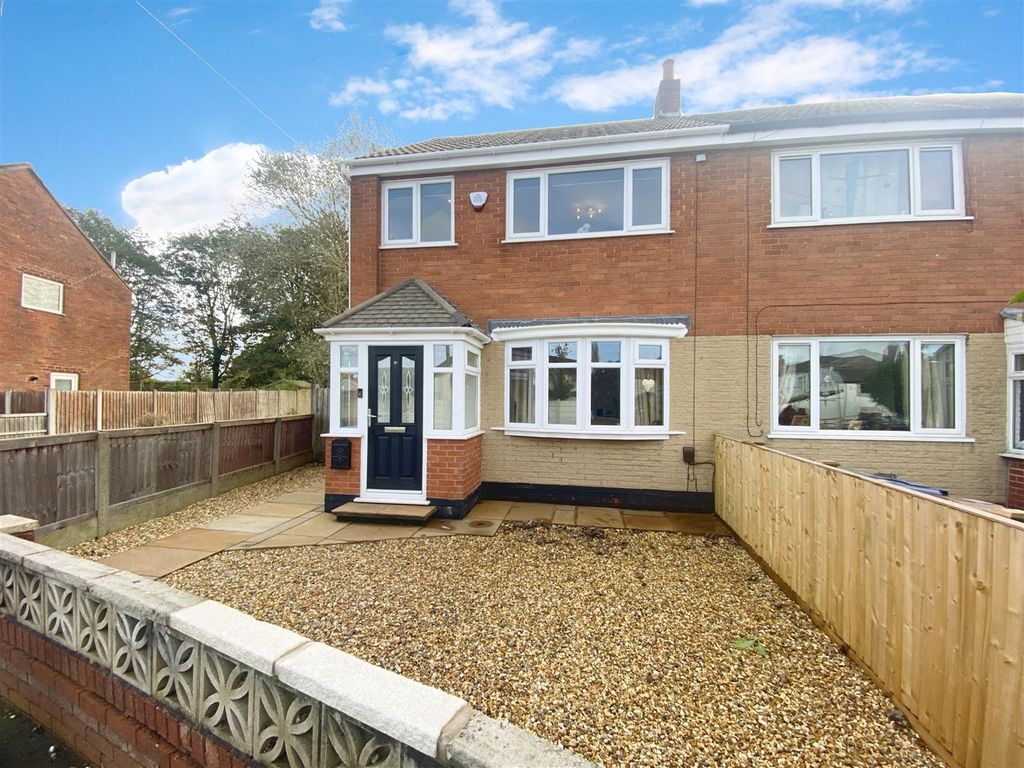 2 bed semidetached house for sale in Moss Lane, Lostock Hall, Preston