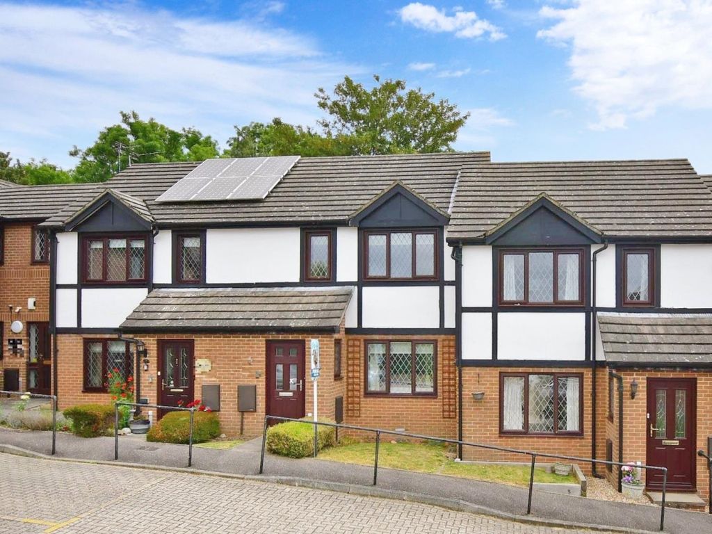 2 bed terraced house to rent in Sturry Court Mews, Sturry Hill, Sturry