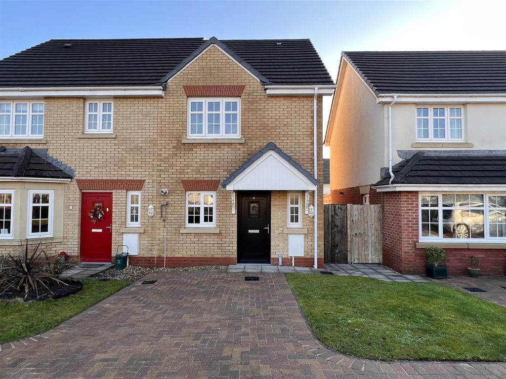 2 bed semidetached house for sale in Cysgod Yr Ysgol, Gorslas