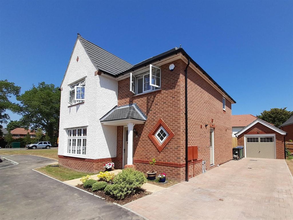 4 bed detached house for sale in Bateson Way, Barnham, Bognor Regis