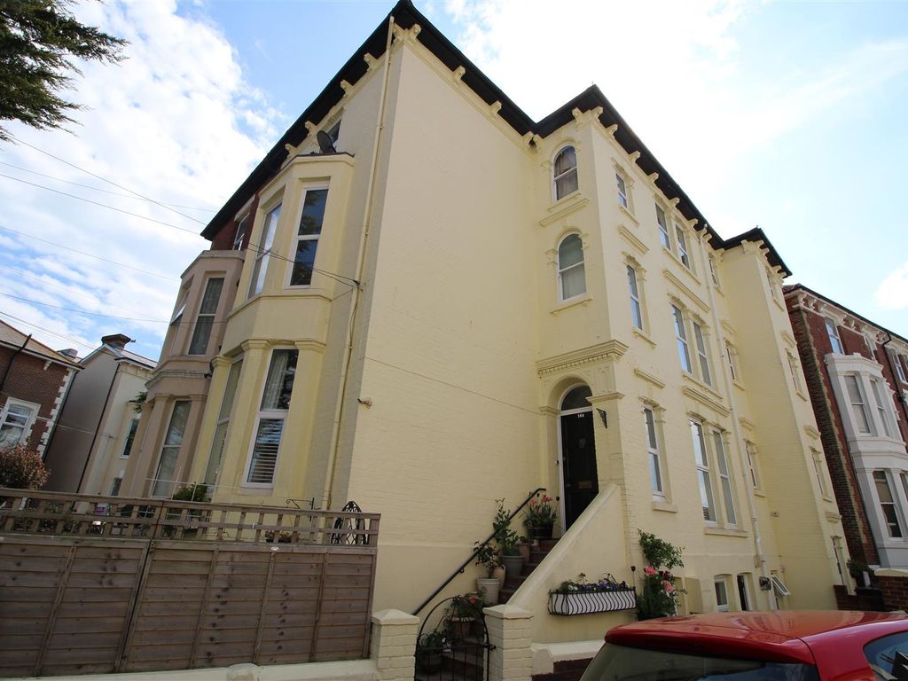 2 bed flat for sale in Waverley Grove, Southsea, Hants PO4 Zoopla