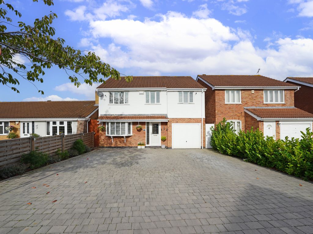 4 bed detached house for sale in Blue Pots Close, Leicester Forest East