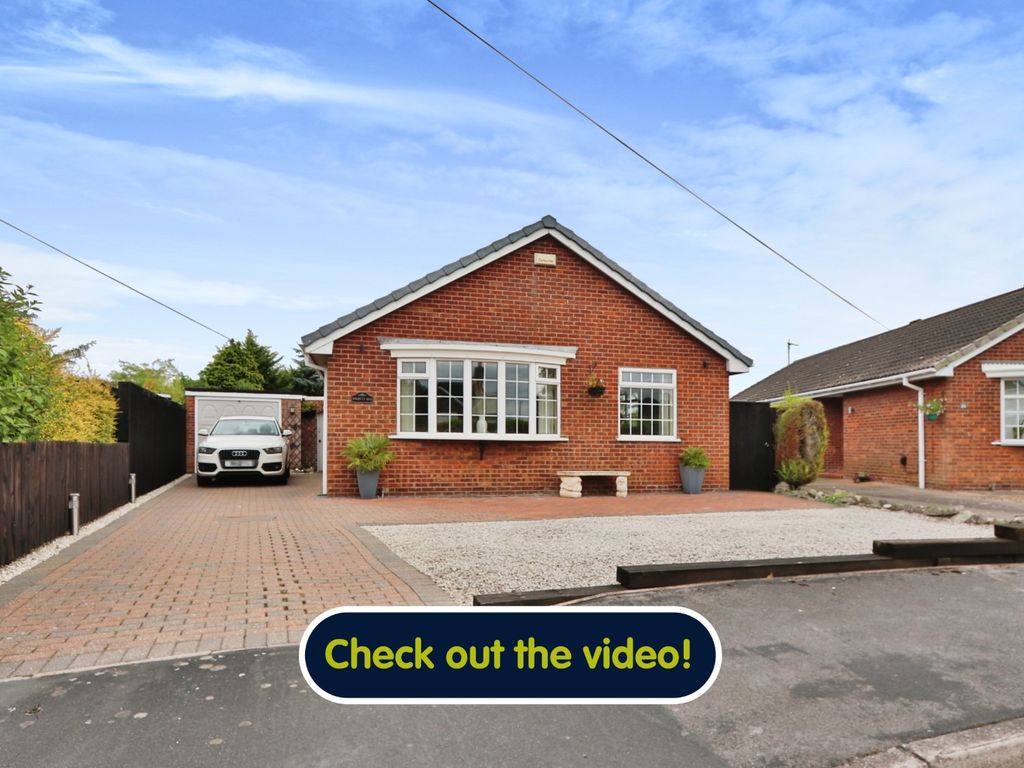 3 bed detached bungalow for sale in Addison Road, Preston, Hull HU12, £