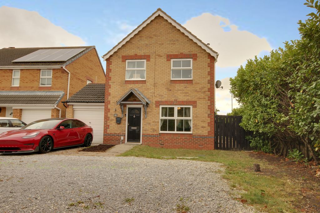 4 bed detached house for sale in Bowmont Way, Kingswood, Hull HU7 Zoopla