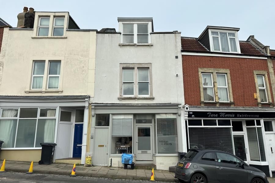 4 bed flat to rent in Lower Redland Road, Redland, Bristol BS6, £3,000