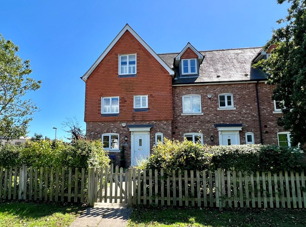 4 bed town house for sale in Avenue Road, Lymington SO41, £750,000 Zoopla