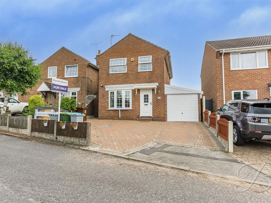 3 bed detached house for sale in Manton Close, Rainworth, Mansfield