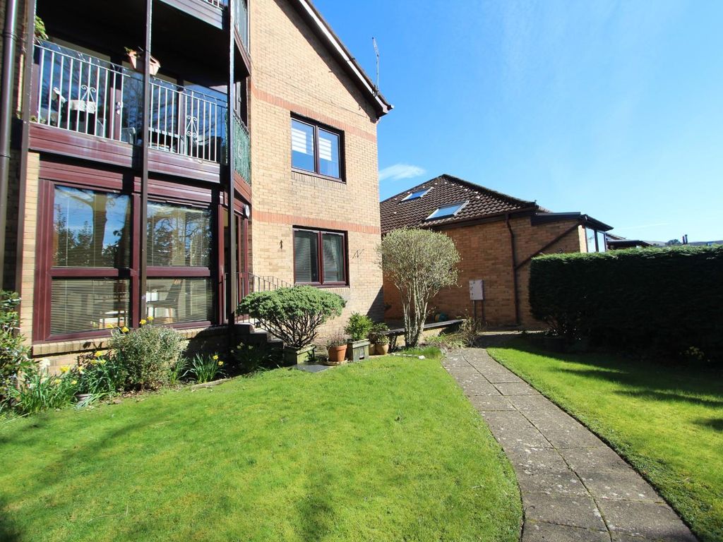 2 bed flat for sale in Hill Street, Largs KA30 Zoopla