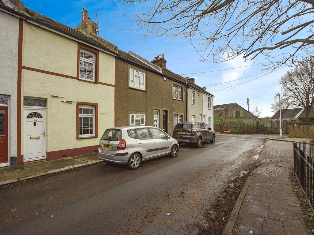 2 bed terraced house for sale in Shepherd Street, Northfleet, Gravesend