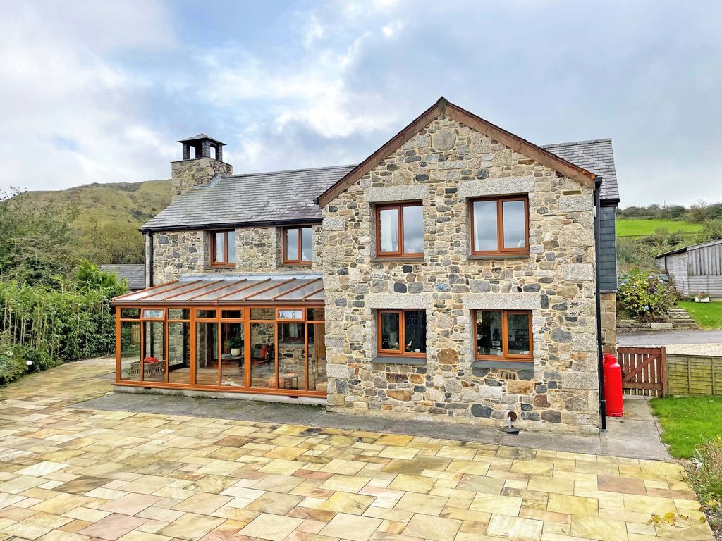 3 bed detached house for sale in Cleers, Roche, St Austell PL26 Zoopla