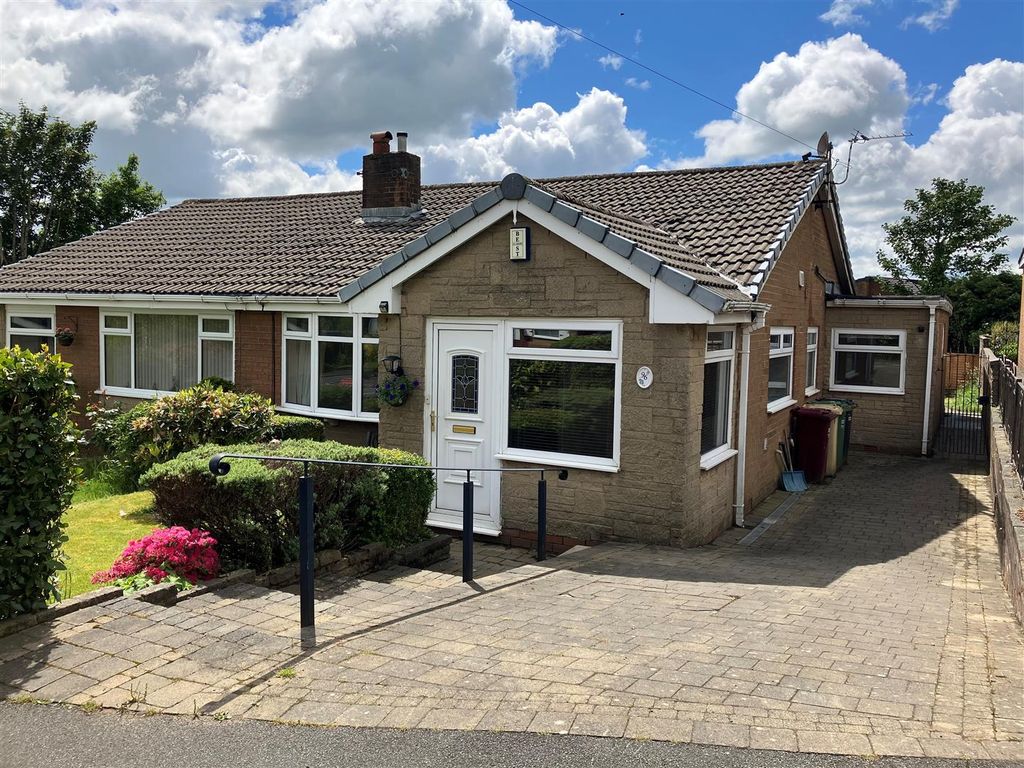 3 bed semidetached bungalow for sale in Claypool Road, Horwich, Bolton