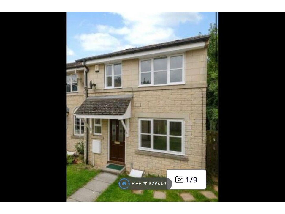 3 bed semidetached house to rent in Cardinal Close, Bath BA2, £1,600