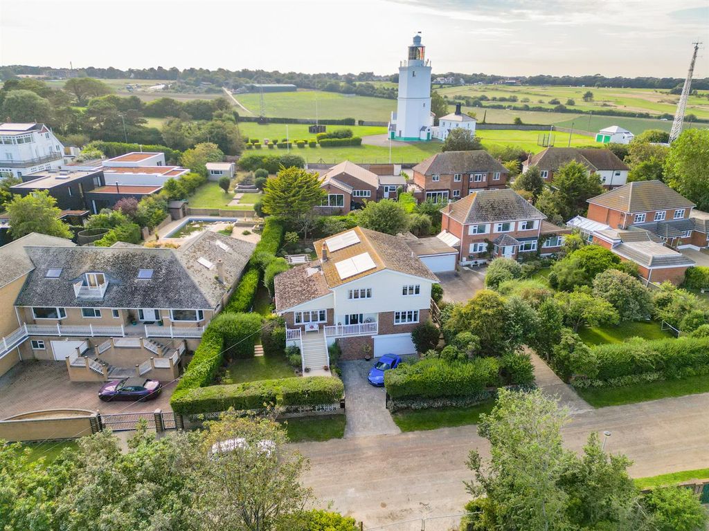 4 bed detached house for sale in North Foreland Avenue, Broadstairs
