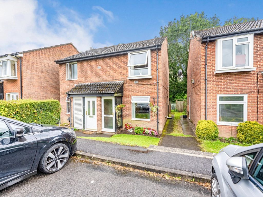 2 bed for sale in Wellbrooke Gardens, Chandler's Ford