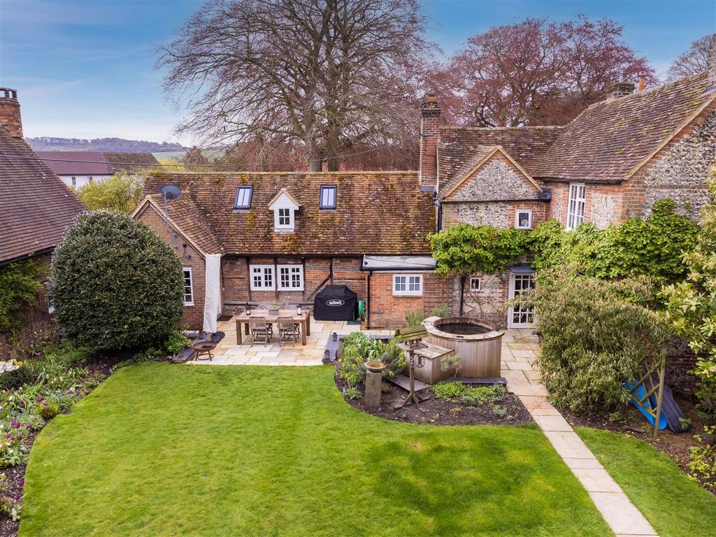 4 bed detached house for sale in Britwell Salome, Watlington OX49 Zoopla