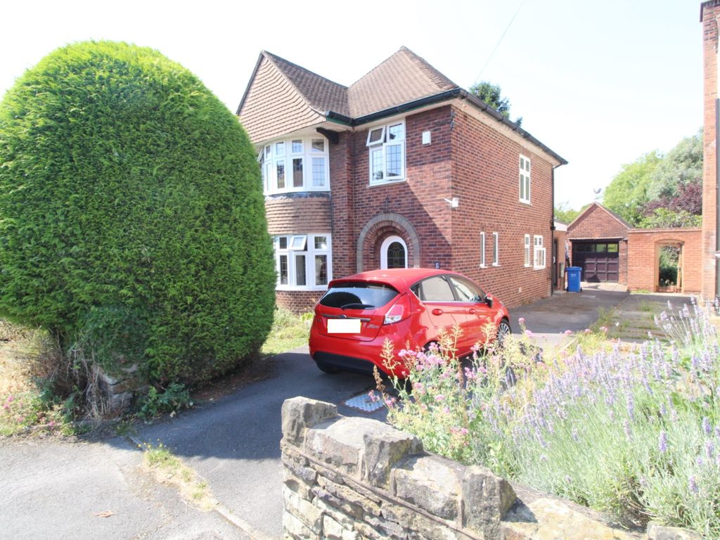 3 bed detached house for sale in Hillcrest Road, Hasland, Chesterfield
