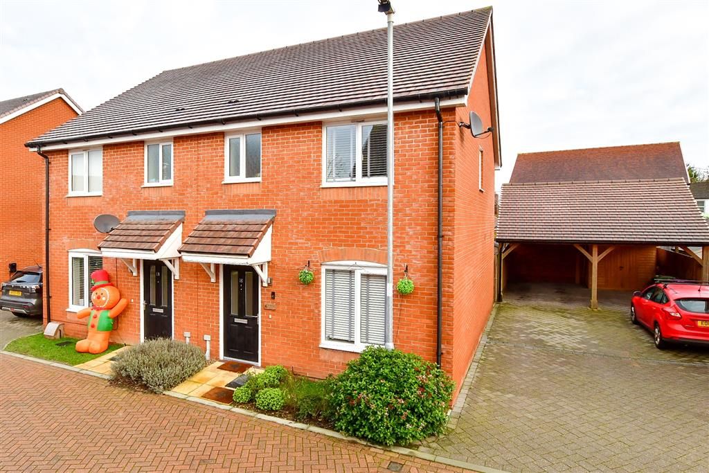 3 bed semidetached house for sale in Siegfried Close, Sellindge, Ashford, Kent TN25, £340,000
