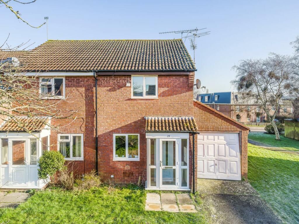 3 bed semidetached house to rent in Clanfield, Sherborne DT9, £1,050