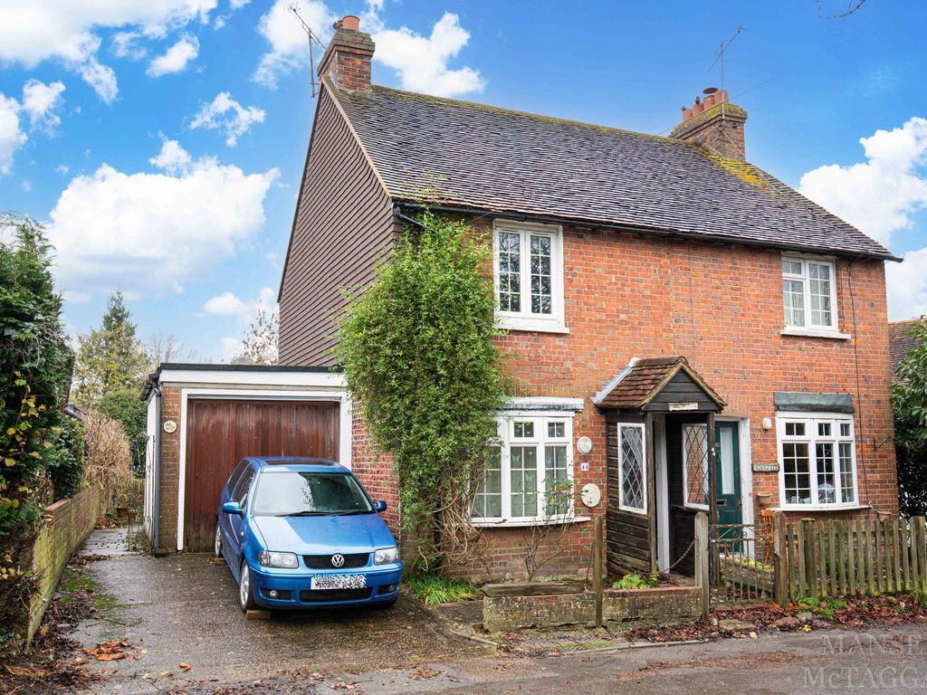 3 bed semidetached house for sale in West Street, Dormansland RH7, £