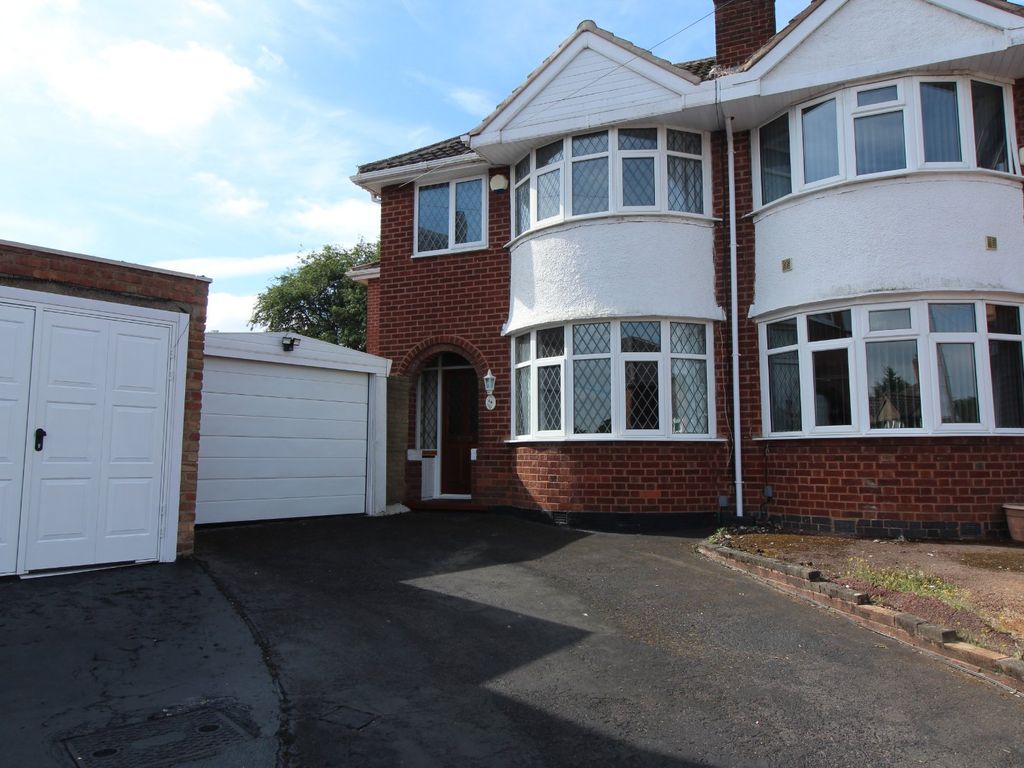3 Bed Semi detached House For Sale In Jephson Drive Birmingham B26 3-bed-semi-detached-house-for-sale-in-jephson-drive-birmingham-b26